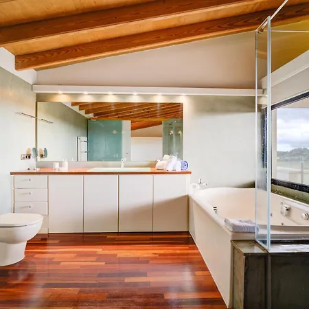 Villa Binife - Rodeada De Naturaleza Y Con Piscina