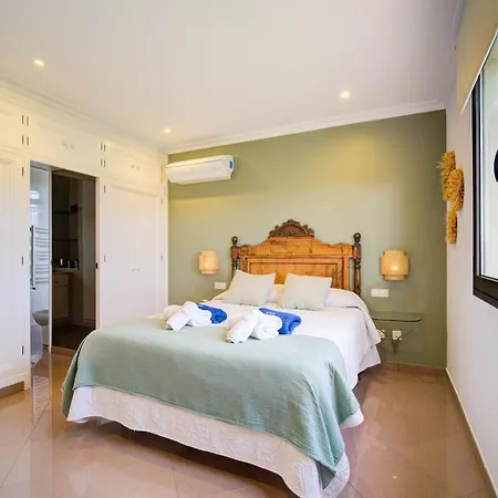 Binife - Exclusiva Con Piscina Climatizada Villa *