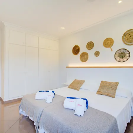 Binife - Rodeada De Naturaleza Y Con Piscina Villa